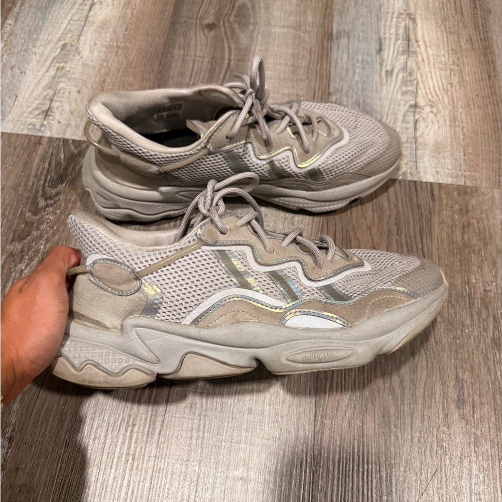 adidas ozweego sneaker grey and silver